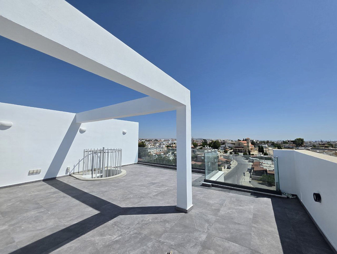 New penthouse in Larnaca
