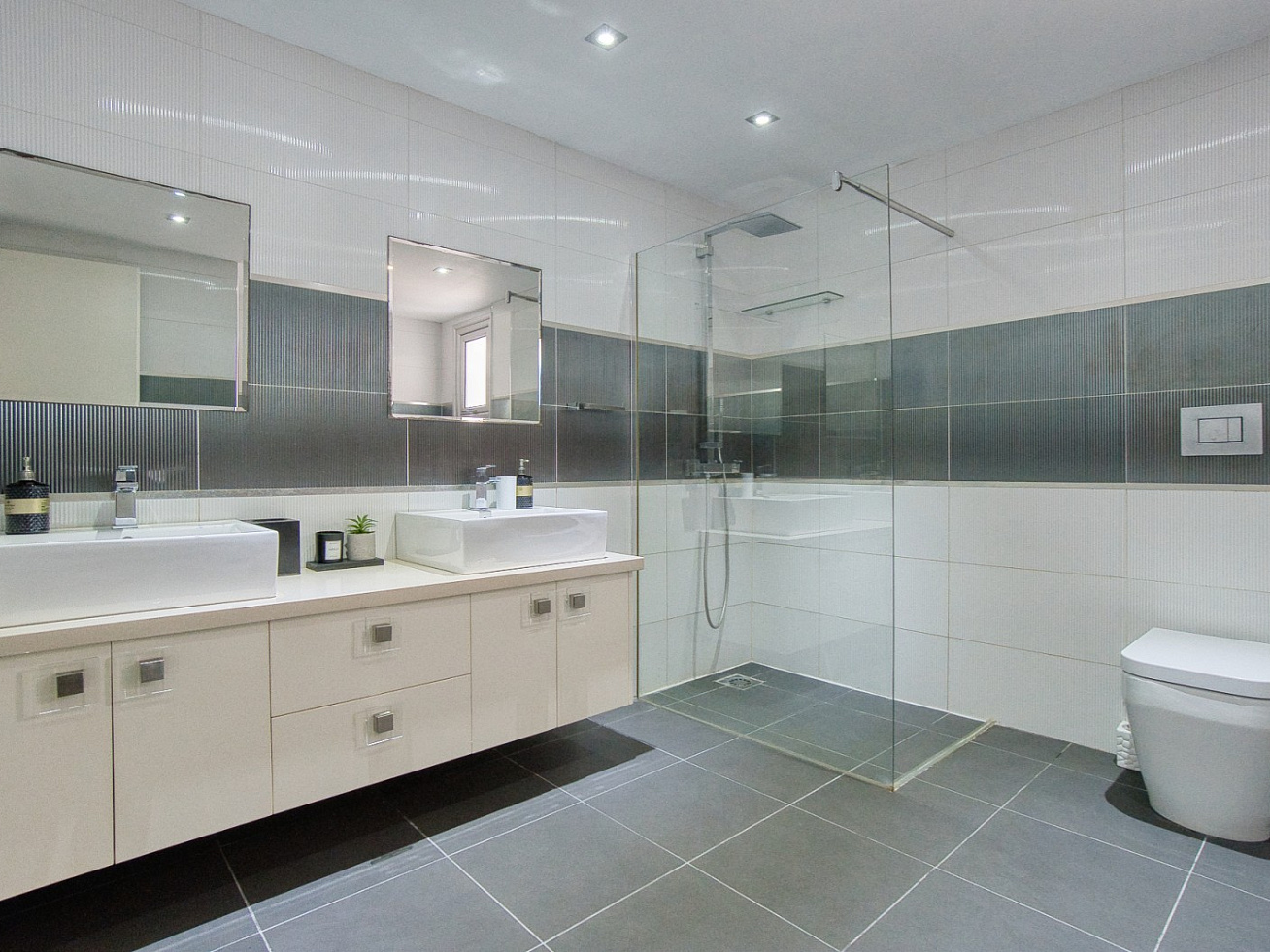 Фото 24 Фото 24