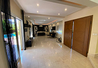 Villa, 5 bedrooms — 35
