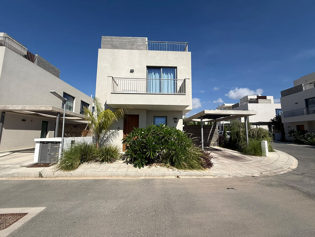 New villa in Paphos