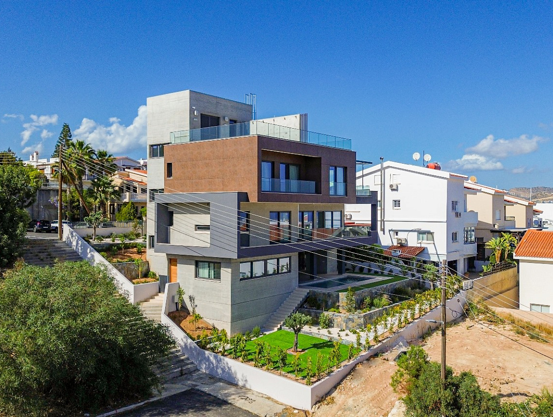 New villa in Limassol