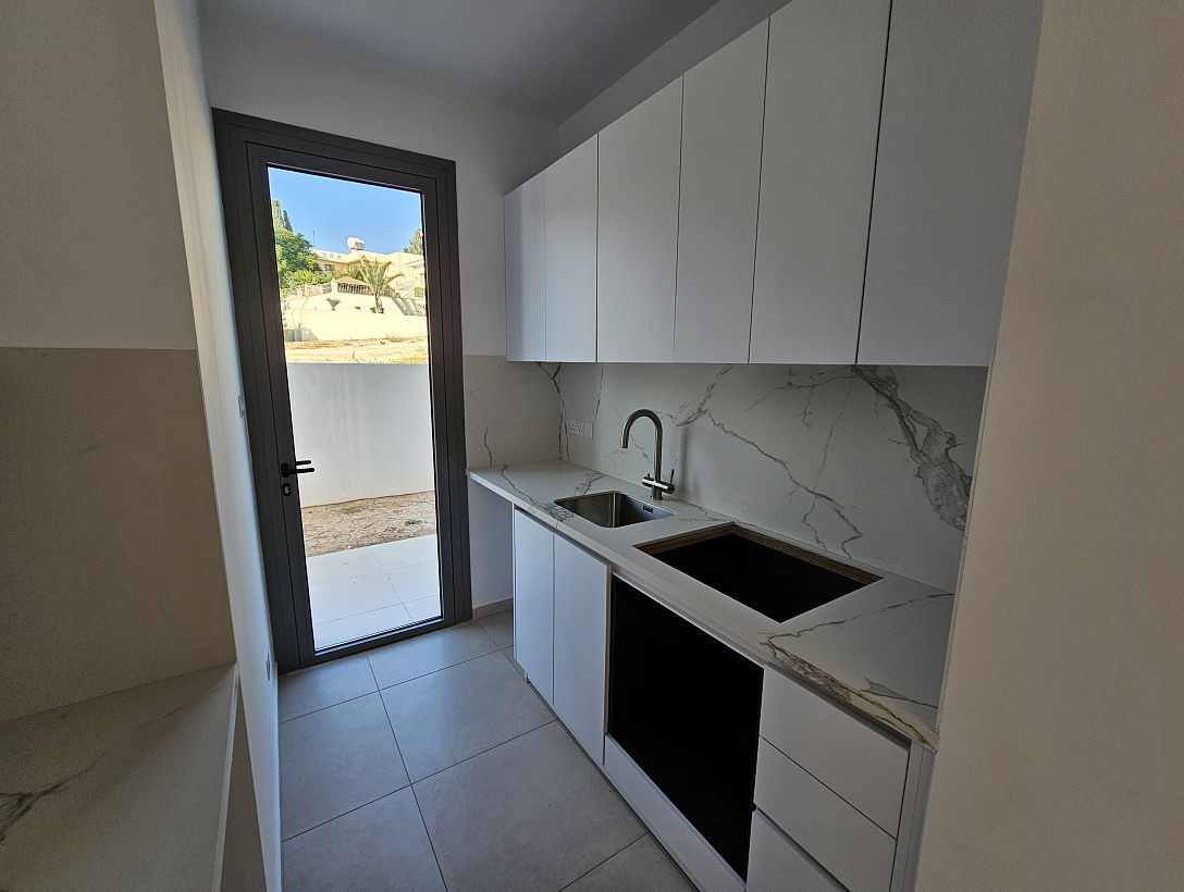 New flat in Paphos