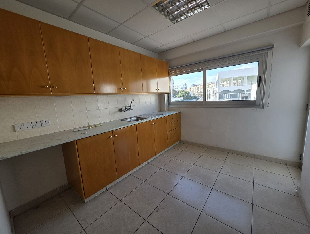 Офис в Лимассоле