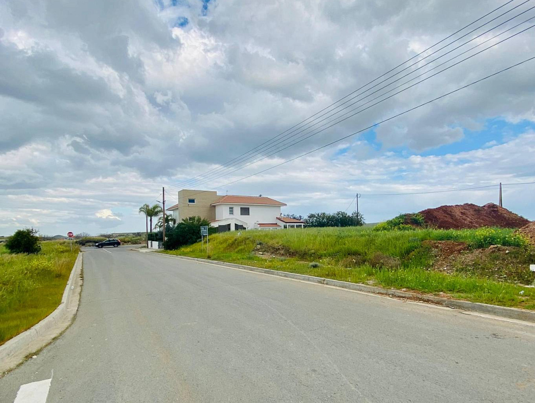Land in Nicosia