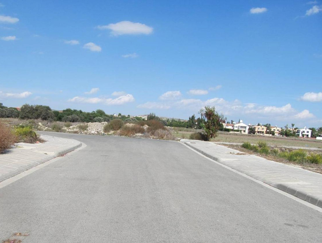 Land in Larnaca