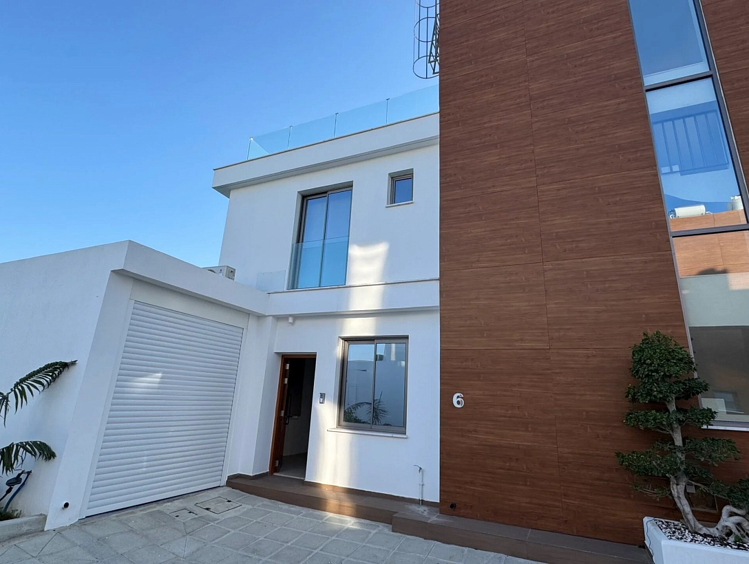New house in Larnaca