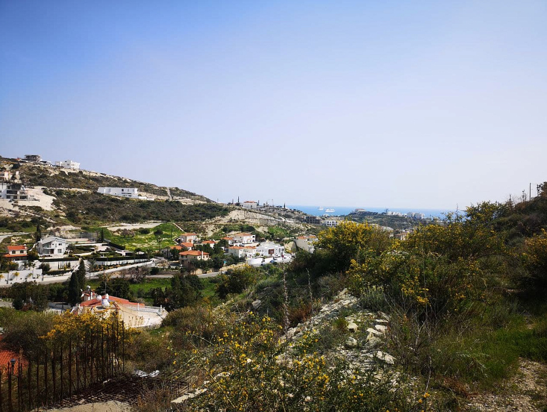 Land in Limassol