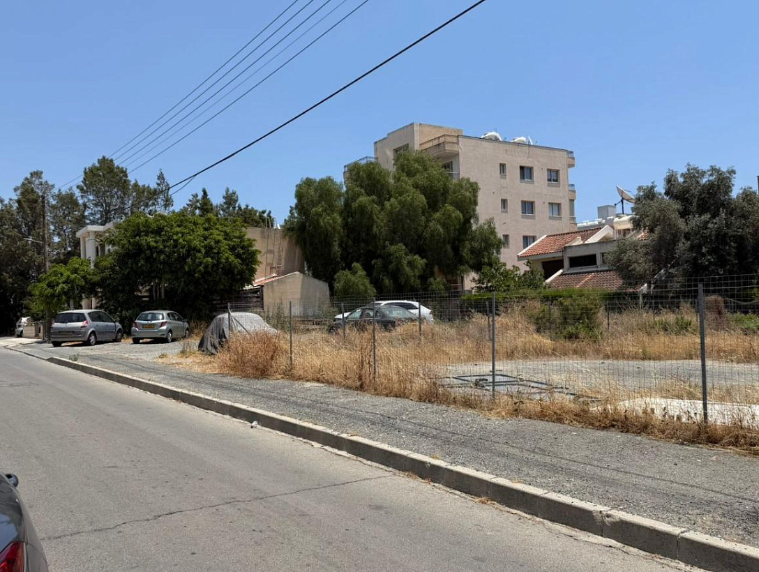 Land in Limassol