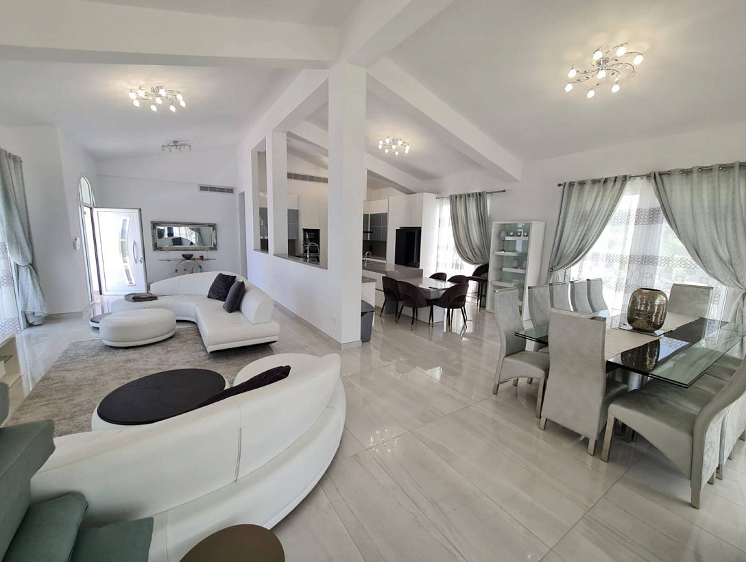 Villa in Paphos