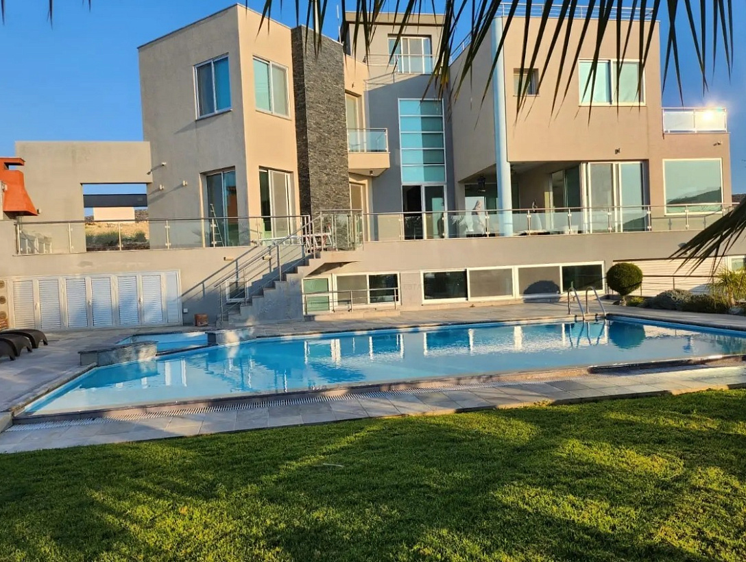 Villa in Limassol