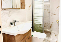 Photo 18 Photo 18