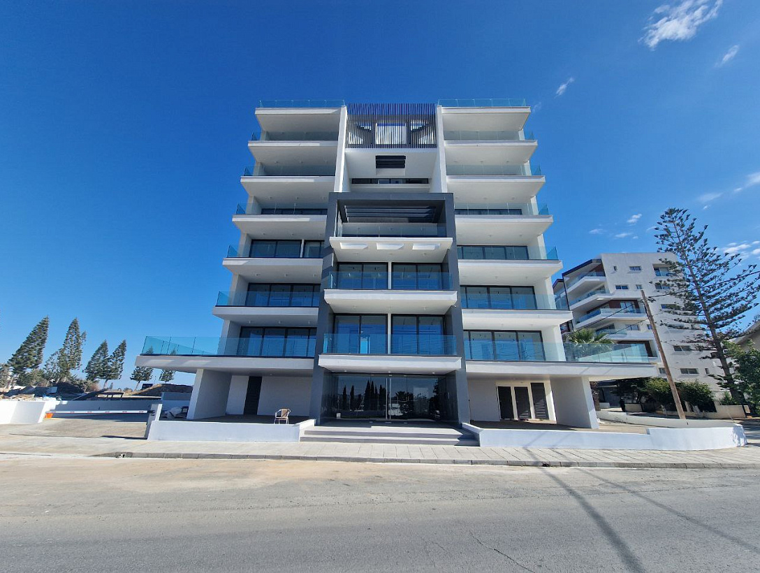 New penthouse in Larnaca