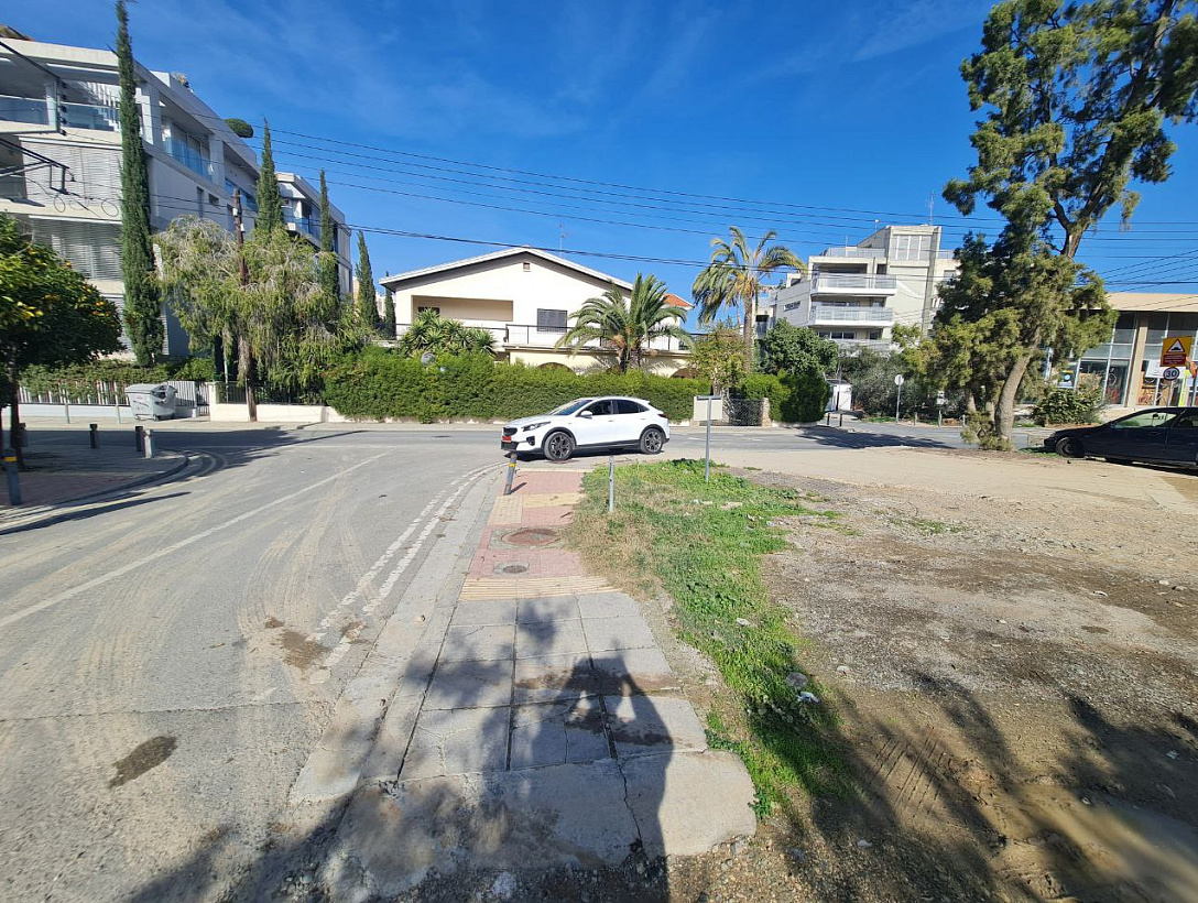 Land in Nicosia