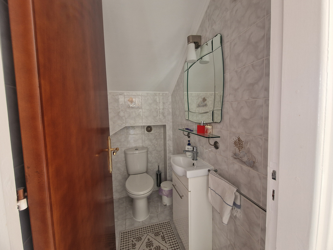 Photo 12