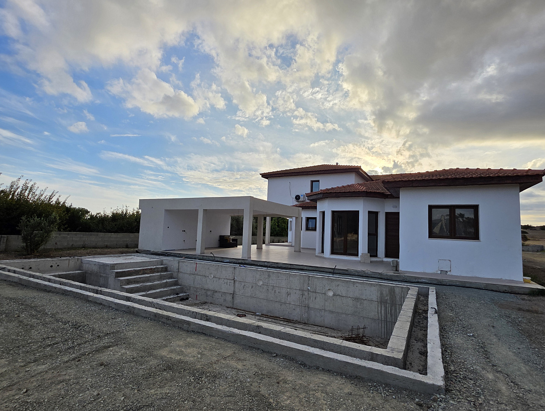 New villa in Limassol