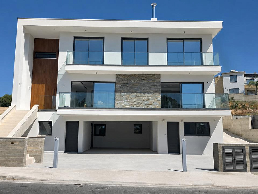 New villa in Paphos