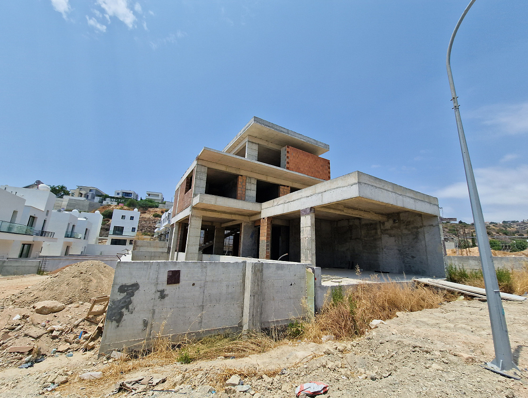 New villa in Limassol