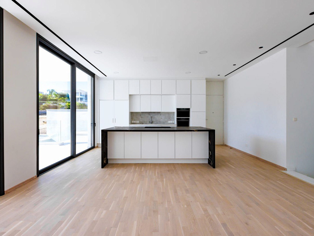 New villa in Limassol
