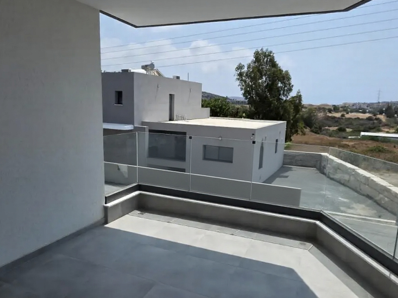 Apartment, 3 bedrooms — 2