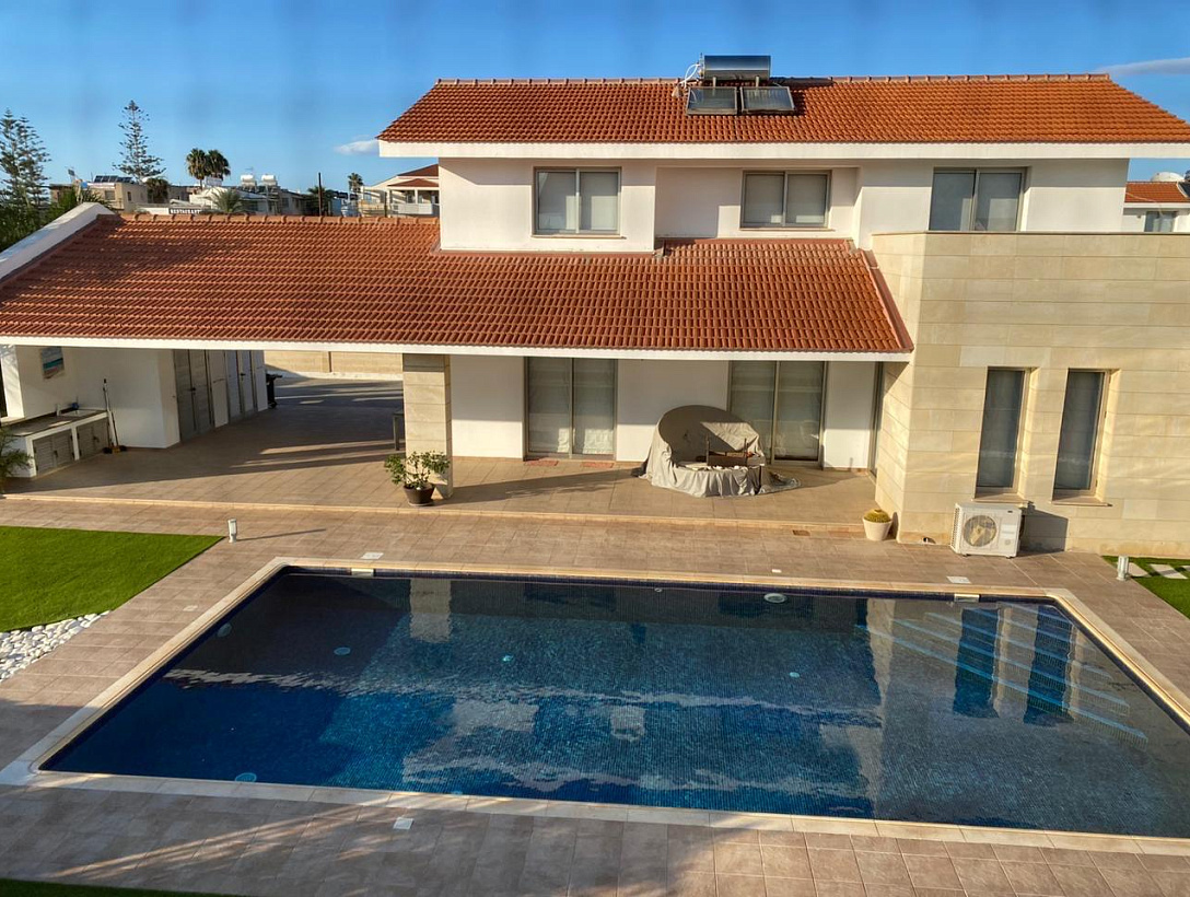 Villa in Larnaca