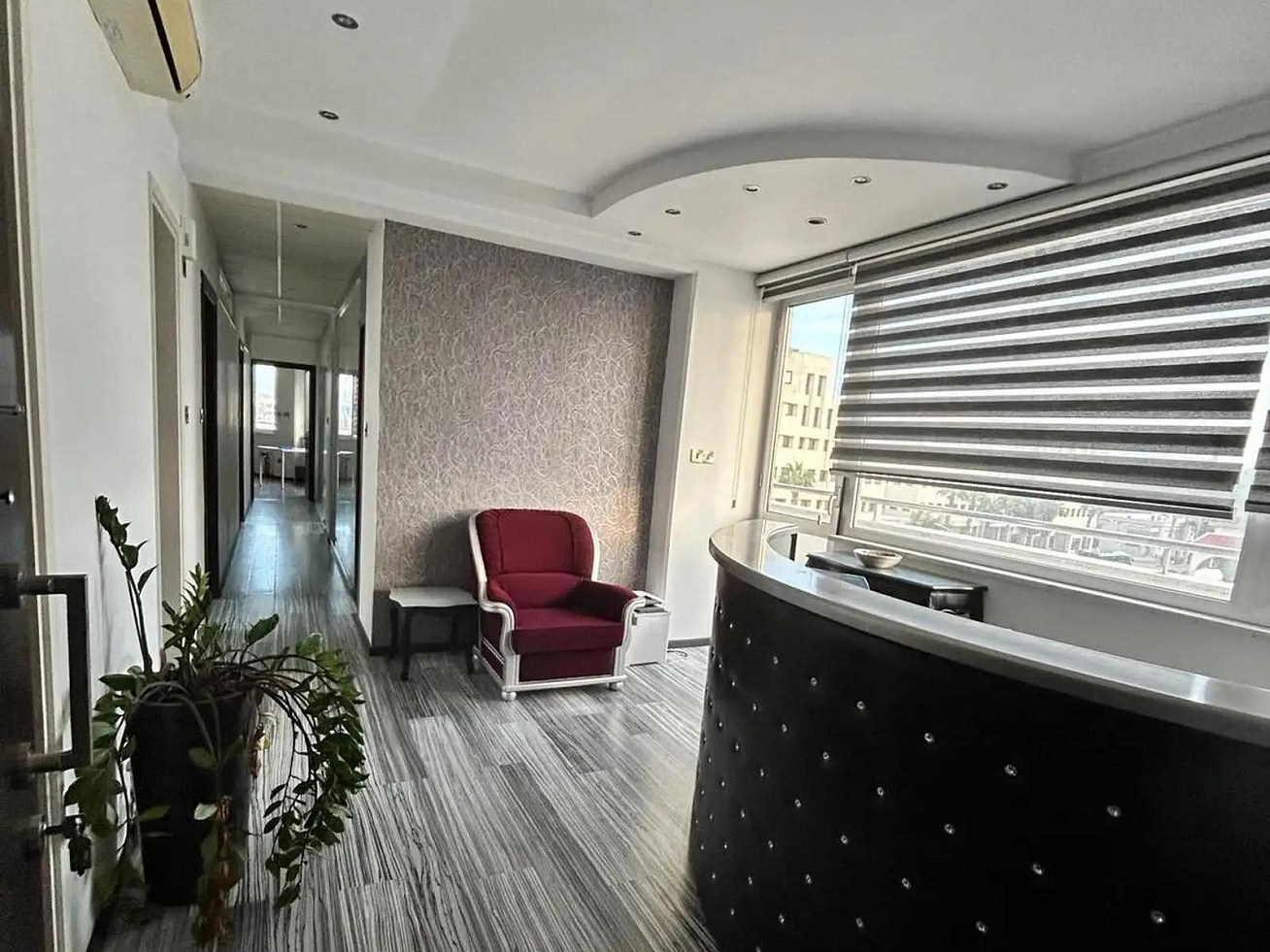 Photo 9