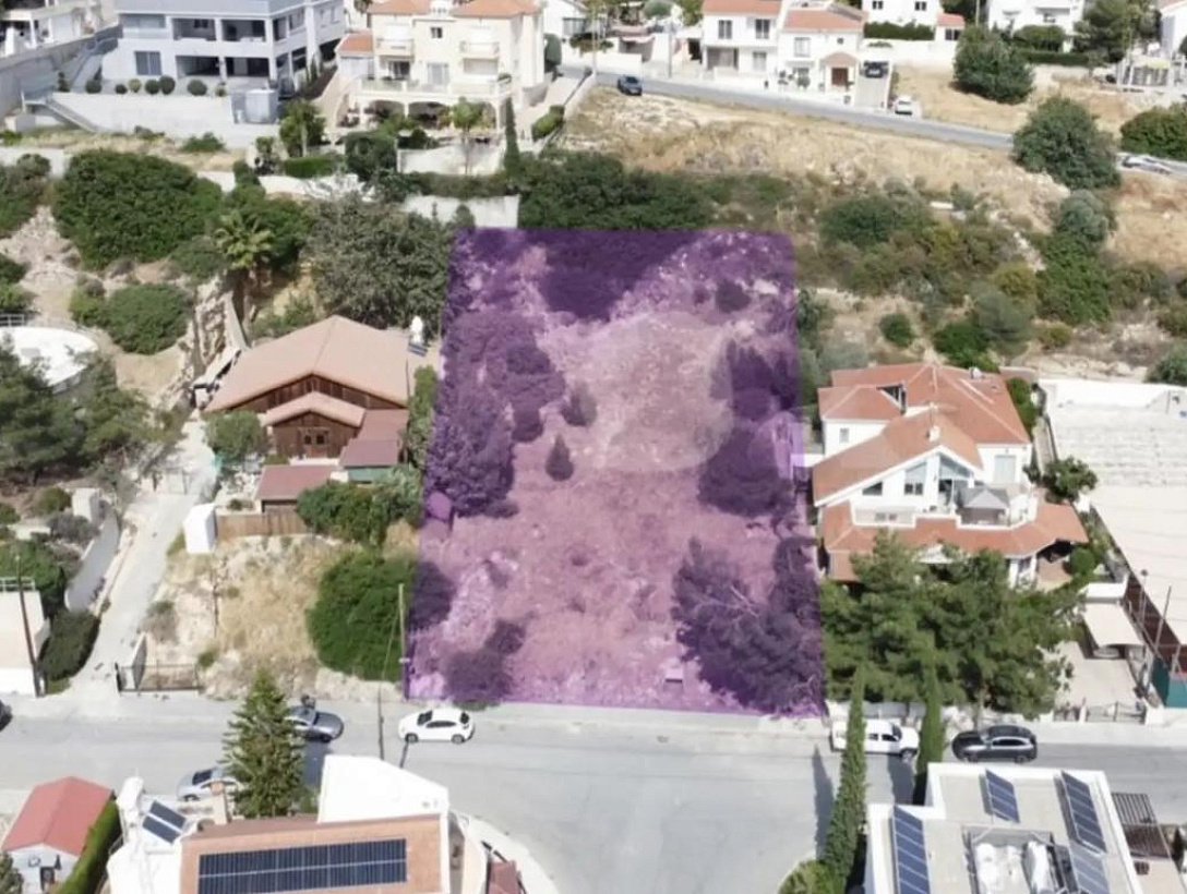 Земля в Лимассоле