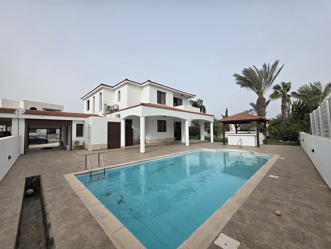 Villa in Larnaca