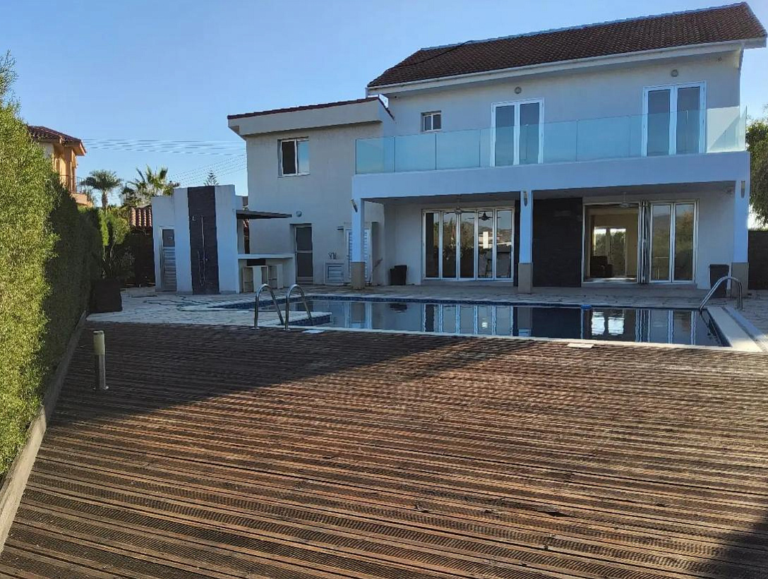 Villa in Limassol