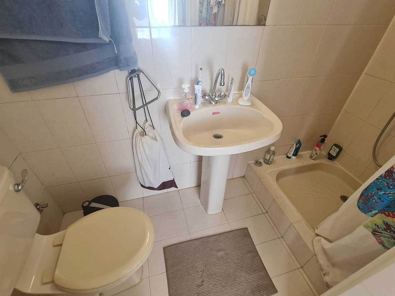 Photo 19