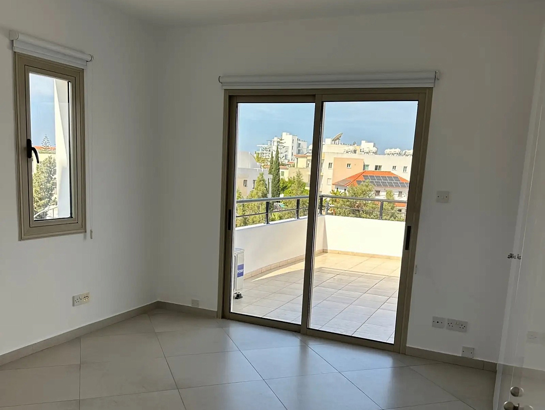 Офис в Пафосе