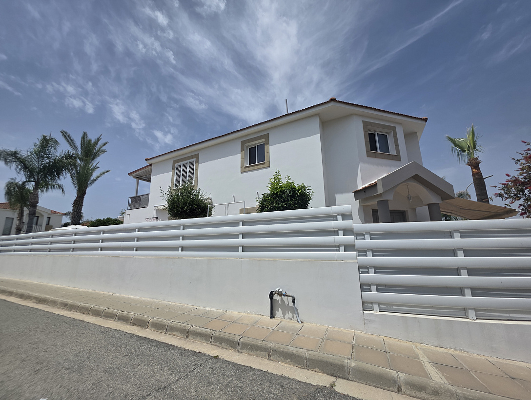 Villa in Larnaca