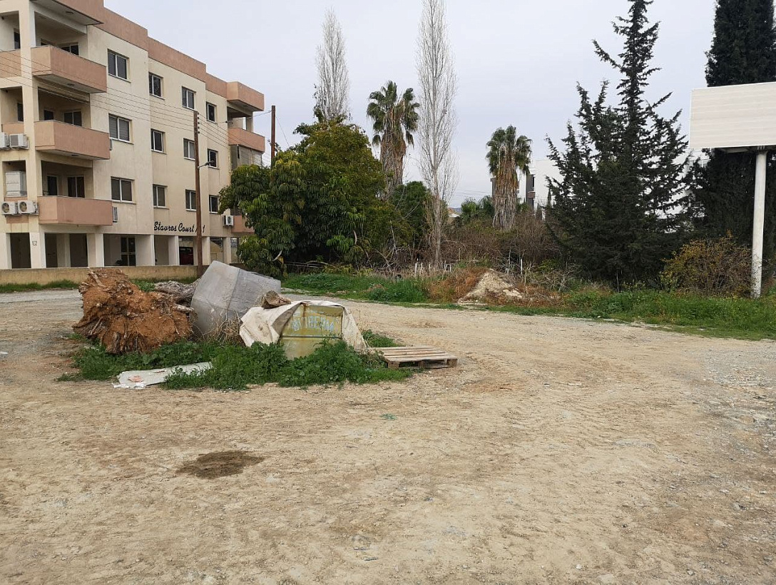 Земля в Лимассоле