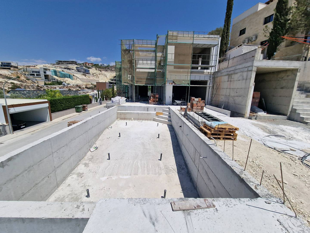 New villa in Limassol
