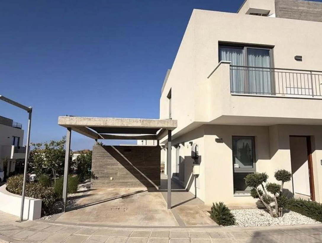 New villa in Paphos