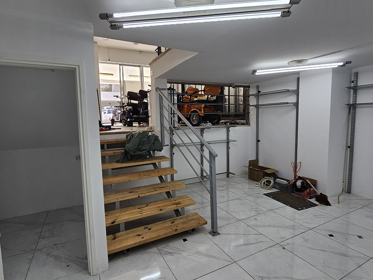 Photo 10