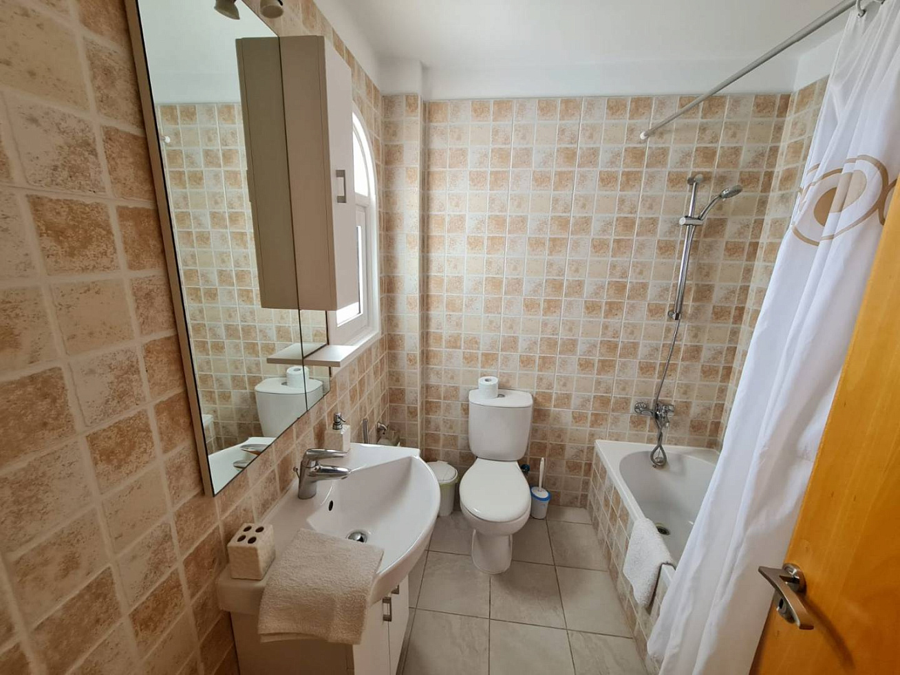 Photo 17