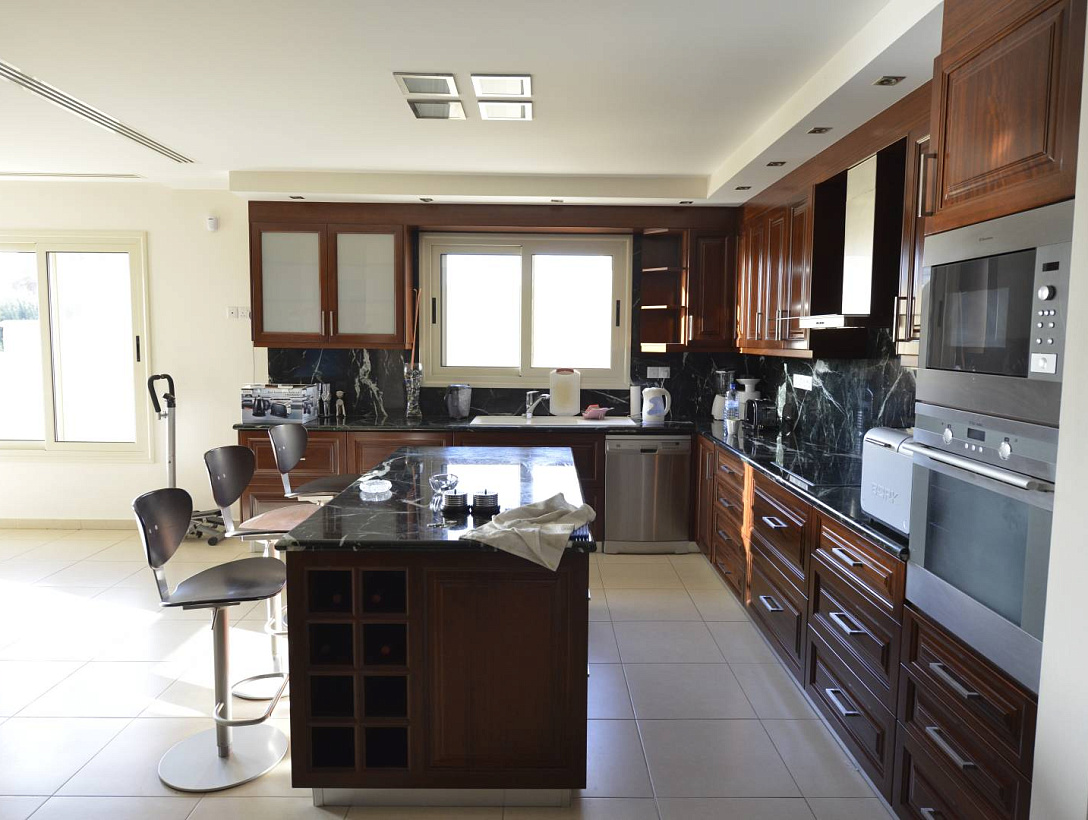 Вилла в Пафосе