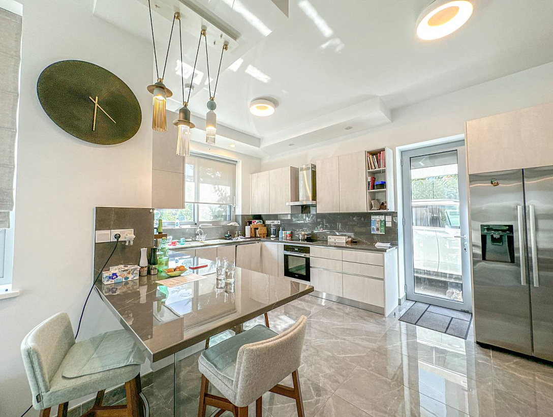 New villa in Limassol