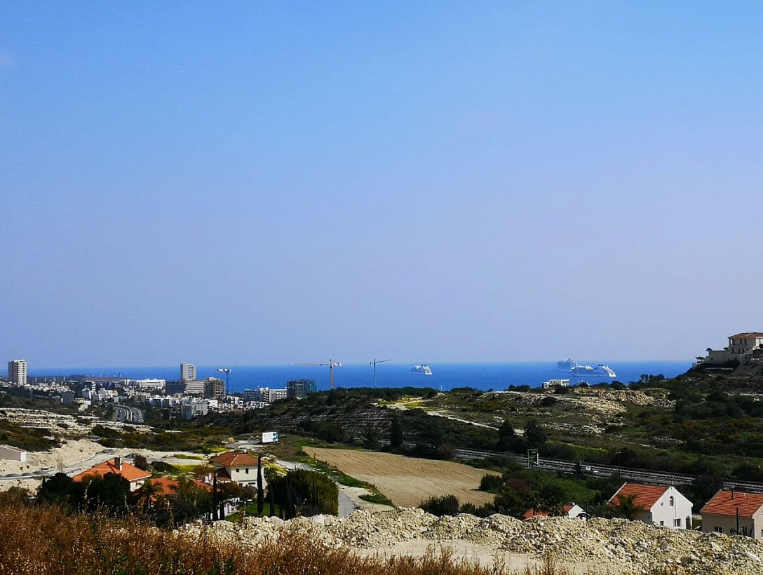 Land in Limassol