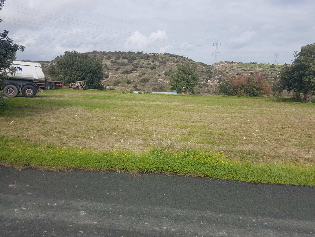 Land in Larnaca