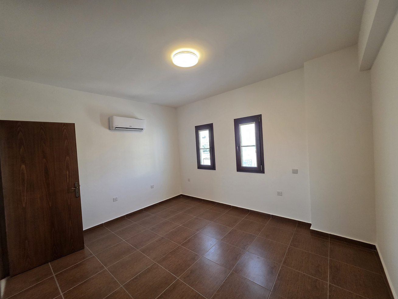 Villa, 6 bedrooms — 4