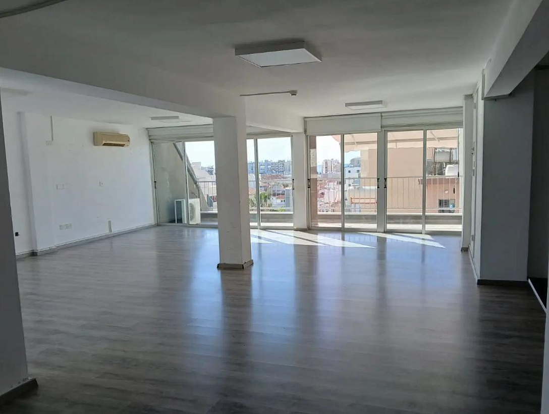 Офис в Лимассоле