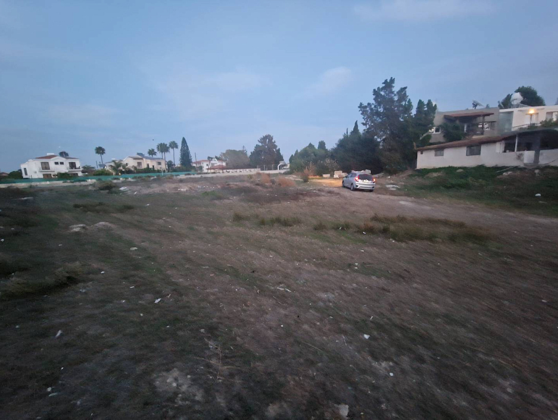 Land in Larnaca