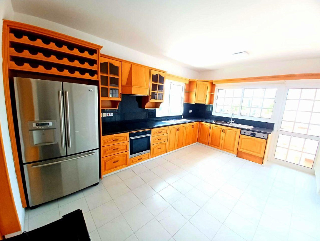 Вилла в Пафосе