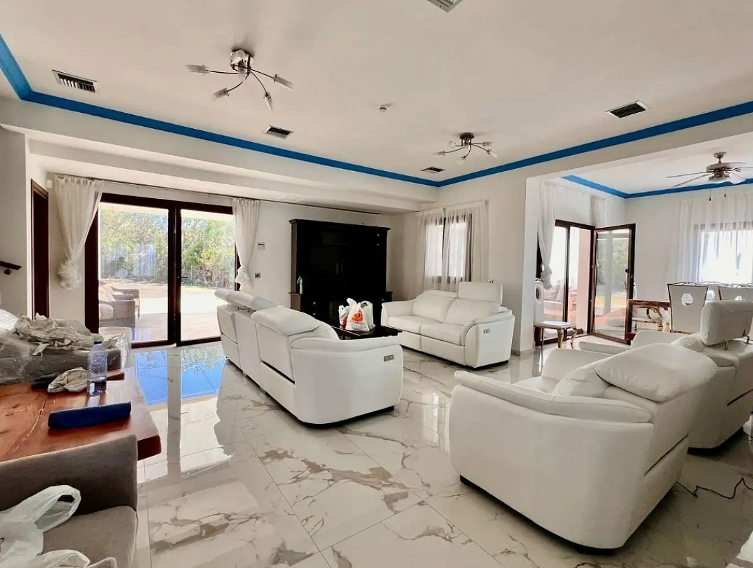 Вилла в Ларнаке