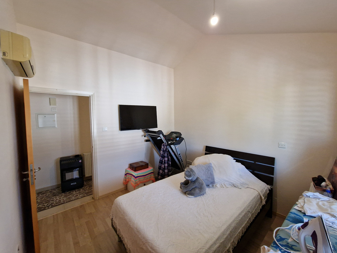 Photo 6