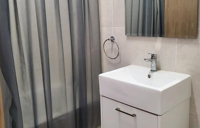 1-bedroom apartment in Mesa Geitonia, Limassol — 4