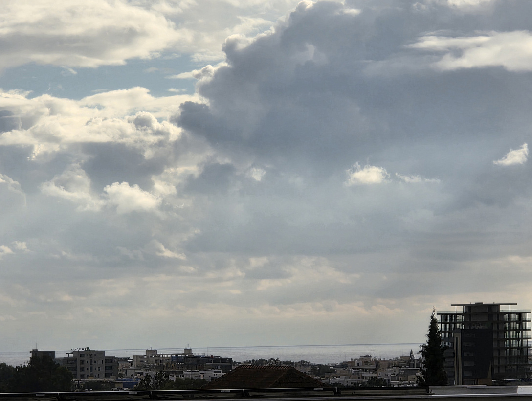 Земля в Лимассоле