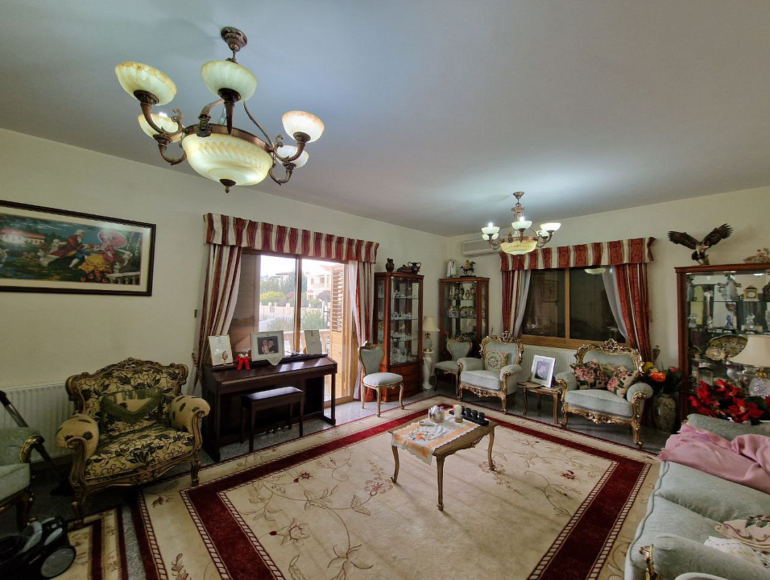 New villa in Limassol