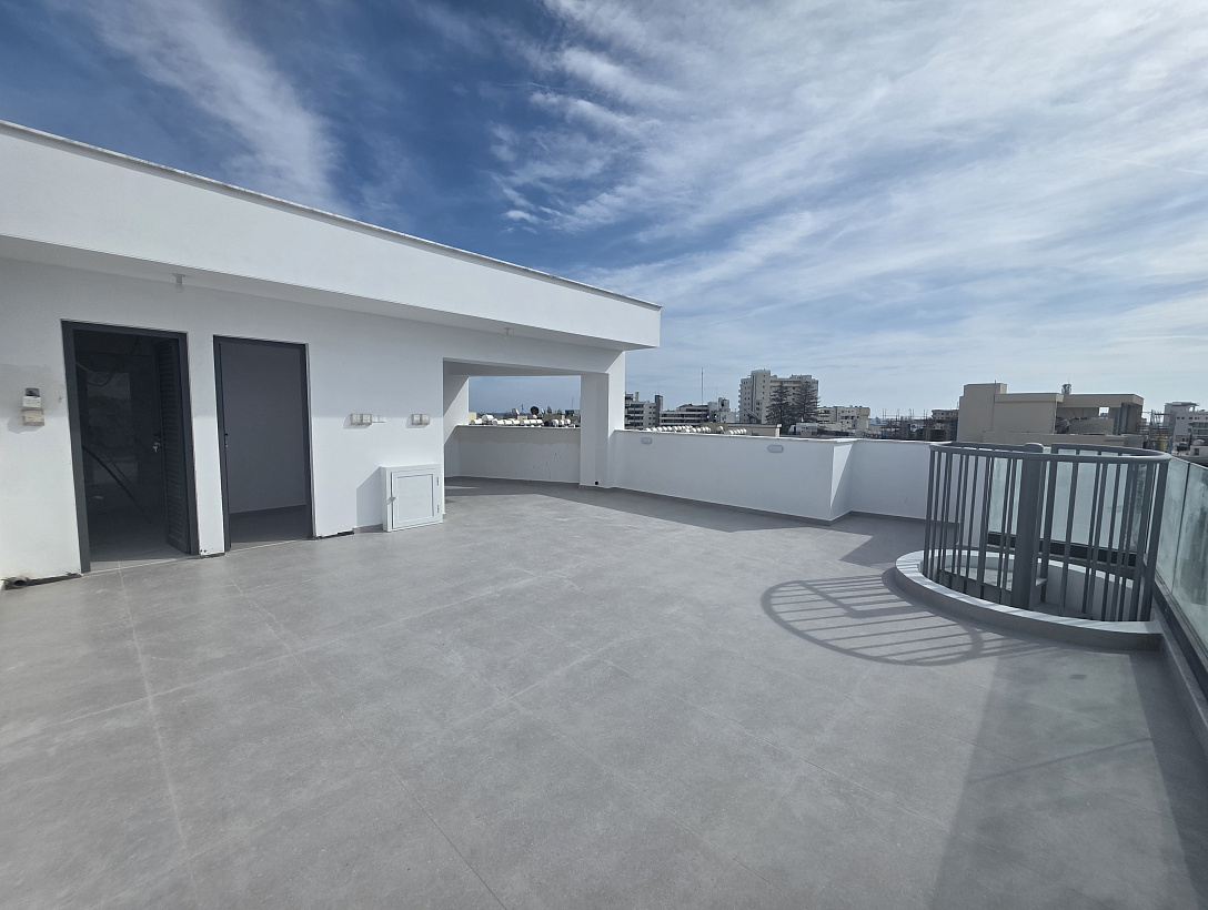 New penthouse in Larnaca